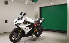 TRIUMPH DAYTONA 675 R 2015