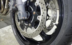SUZUKI GSR750 2011