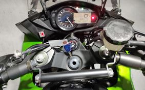 KAWASAKI NINJA 1000 2013 ZXT00G