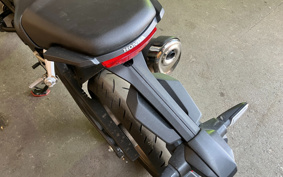 HONDA CB250R MC52