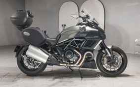 DUCATI DIAVEL STRADA 2014 G102JB
