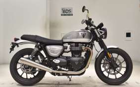 TRIUMPH STREET TWIN 2022