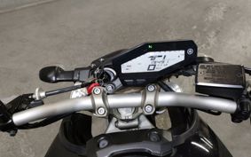 YAMAHA MT-09 RN34J