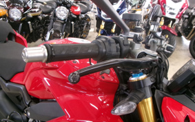 DUCATI STREET FIGHTER V4S 2022 1F00
