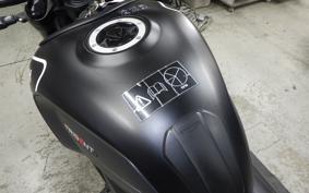 TRIUMPH TRIDENT 600 2023