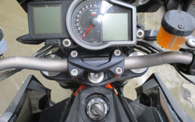 KTM 1290 SUPER DUKE R 2014 V3940