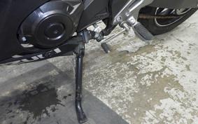 SUZUKI GSX250R