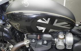 TRIUMPH BONNEVILLE BOBBER 2020