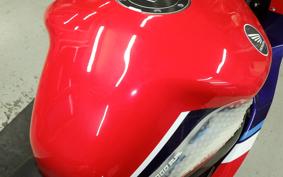 HONDA CBR1000RR 2004 SC57
