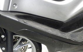 YAMAHA N-MAX 2019 SE86J