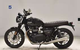 TRIUMPH STREET TWIN 2023