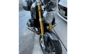 BMW R1200R LC 2015 0A04