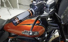 HARLEY FLHXSE1980CVO 2024