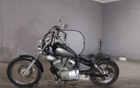 YAMAHA VIRAGO 250 3DM