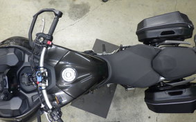 YAMAHA NIKEN 2018 RN58J