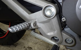 DUCATI MONSTER 696 2012