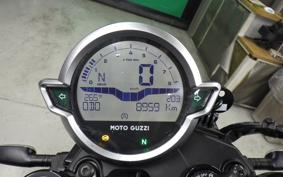 MOTO GUZZI V7 STONE 2022
