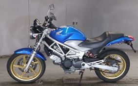 HONDA VTR 250 MC33