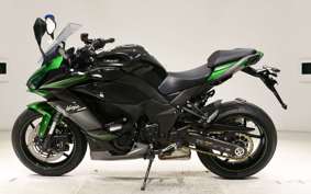KAWASAKI NINJA 1000 SX 2022 ZXT02K