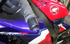 HONDA CBR1000RR R 2021 SC82