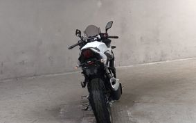 SUZUKI GSX250 R DN11A
