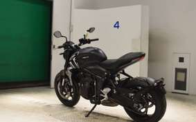 TRIUMPH TRIDENT 660 2021