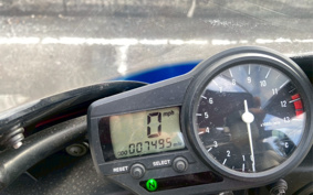 YAMAHA YZF-R1 2000 RN04