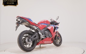HONDA CBR600RR 2024 PC40