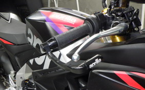 APRILIA RSV4 1100ファクトリ 2024