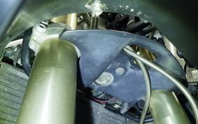 YAMAHA YZF-R1 2001 RN041