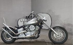 YAMAHA DRAGSTAR 1100 2003 VP13J
