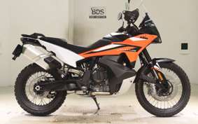 KTM 890 ADVENTURE	 2026