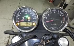 MOTO GUZZI V7 SPECIAL 2023