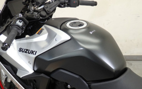 SUZUKI GSX-8R 2024 EM1AA