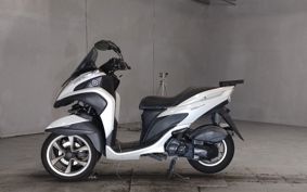 YAMAHA TRICITY 125 SE82J