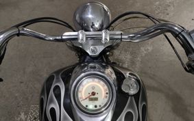YAMAHA DRAGSTAR 1100 CLASSIC 2003 VP13J