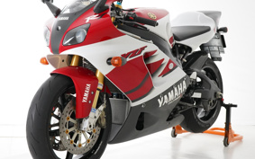 YAMAHA YZF-R7 1999 RM01