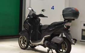 YAMAHA TRICITY 125 2018 SE82J