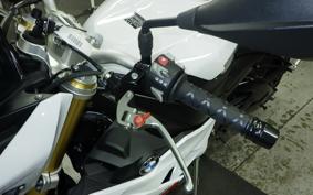 BMW S1000R 2016