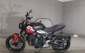 TRIUMPH TRIDENT 660 2025 L21U42