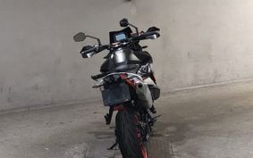 KTM 890 ADVENTURE	 2023 TS640