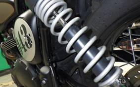 TRIUMPH STREET SCRAMBLER 2022