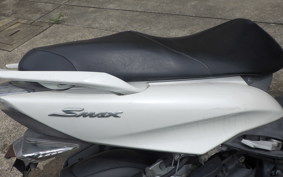YAMAHA S-MAX 2022