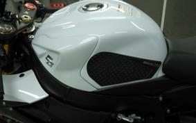 SUZUKI GSX-R750 2016