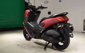 YAMAHA N-MAX 1997 SED6J