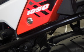SUZUKI Vｽﾄﾛｰﾑ1050XT 2021 EF11M