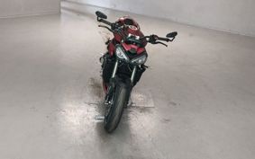 TRIUMPH STREET TRIPLE RS HDA614