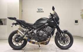 HONDA CB650R 2023 RH03