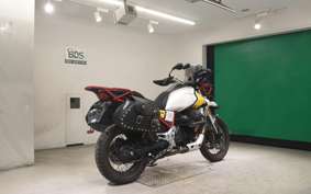 MOTO GUZZI V85 TT 2020