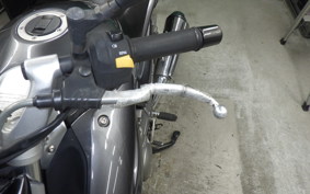 SUZUKI GSR250 2019